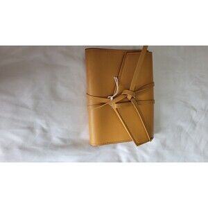 EUC Glass Ladder & Co. The Katherine Tech Organizer Roll Up Clutch Honey Tie BN2